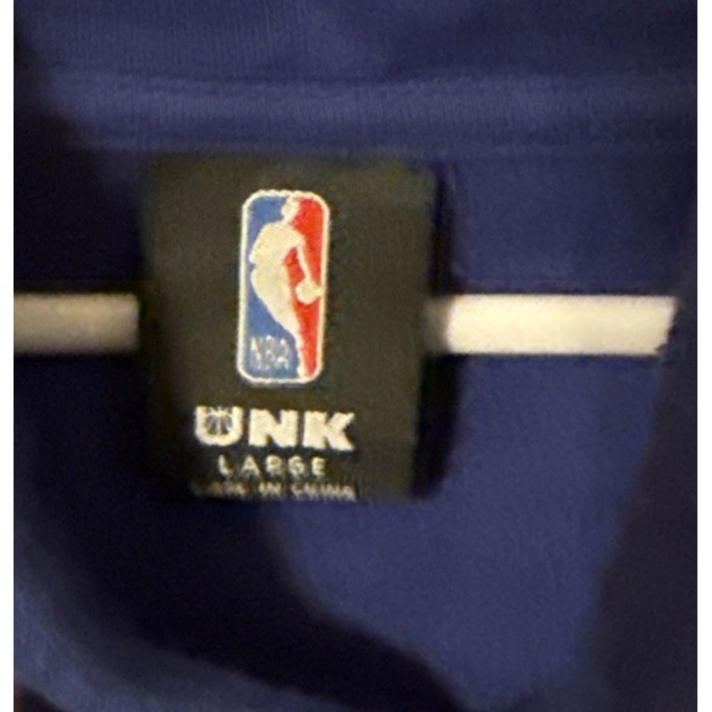 NBA UNK New York Knicks Hoodie Blue Embroidered Basketball Sweatshirt size Large - Picture 2 of 16